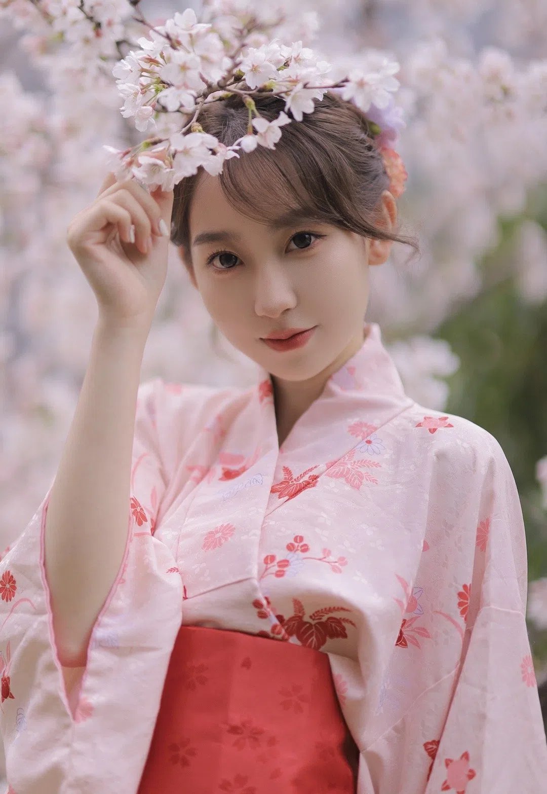 凹凸国产熟女精品视频国语